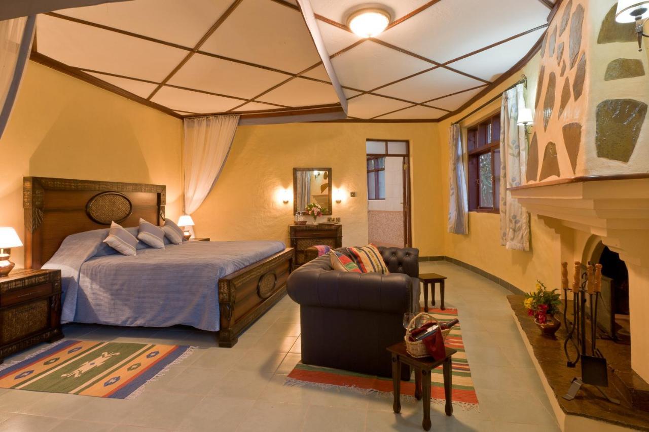 Amboseli Sopa Lodge Buitenkant foto