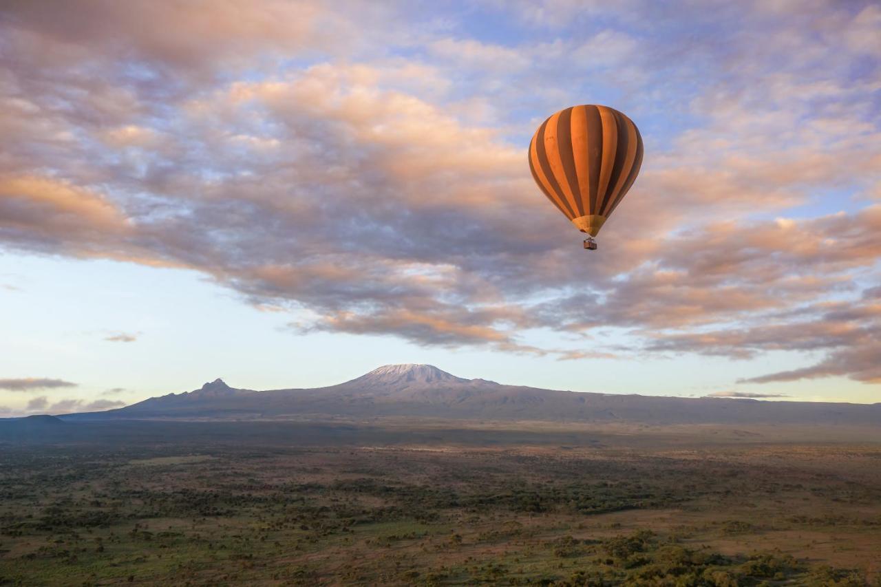 Amboseli Sopa Lodge Buitenkant foto